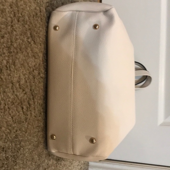 Handbag - Picture 4 of 7